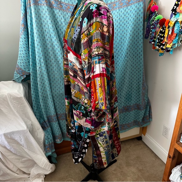 Johnny Was Silk Reversible Floral Kimono - Picture 8 of 13